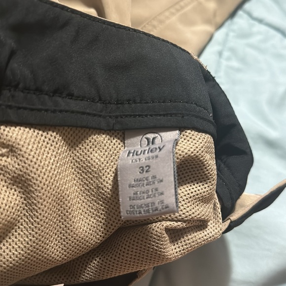 Tan Hurley Shorts - Picture 3 of 4